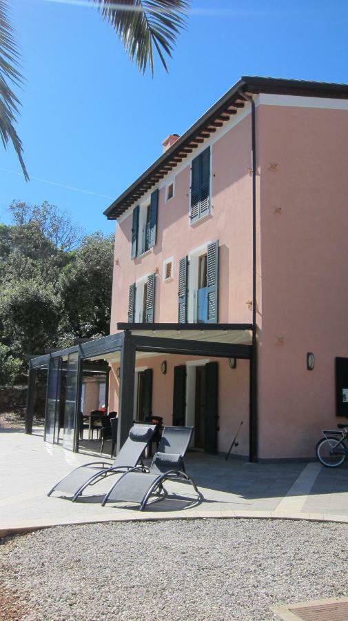 B&B Capo Pero Rio Marina Bagian luar foto