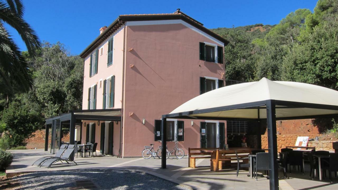 B&B Capo Pero Rio Marina Bagian luar foto